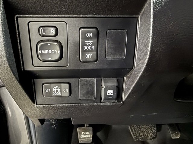 Used 2015 Toyota Tundra SR5 image 14