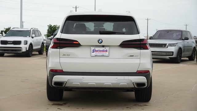 Used 2026 BMW X5 xDrive40i AWD/4WD image 8