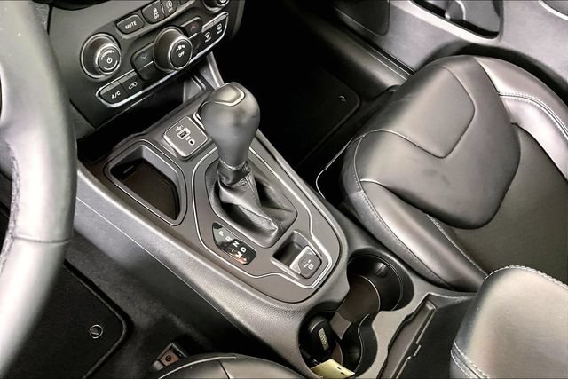 Used 2021 Jeep Cherokee Latitude Plus FWD image 17