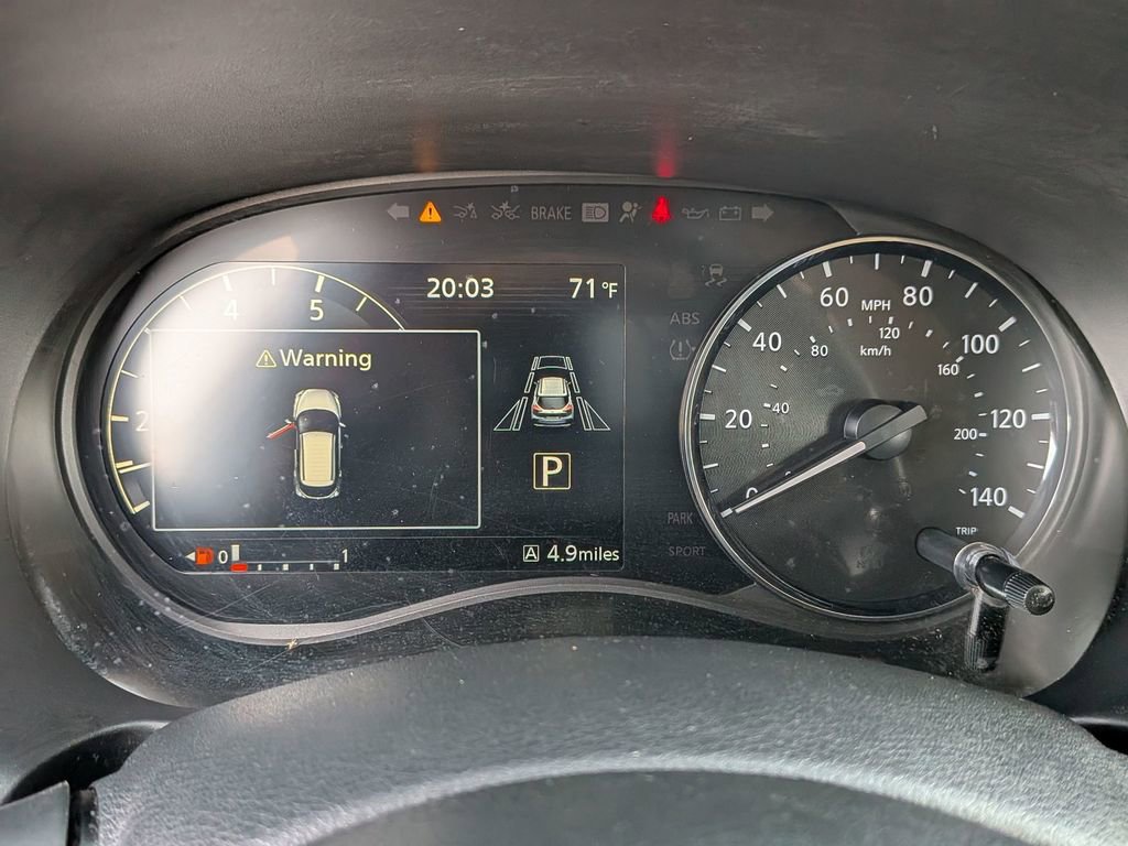 Used 2023 Nissan Kicks SV FWD image 16