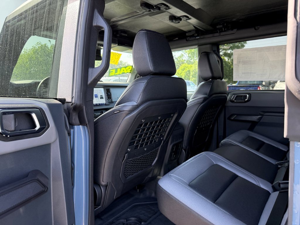 New 2024 Ford Bronco Black Diamond AWD/4WD image 15