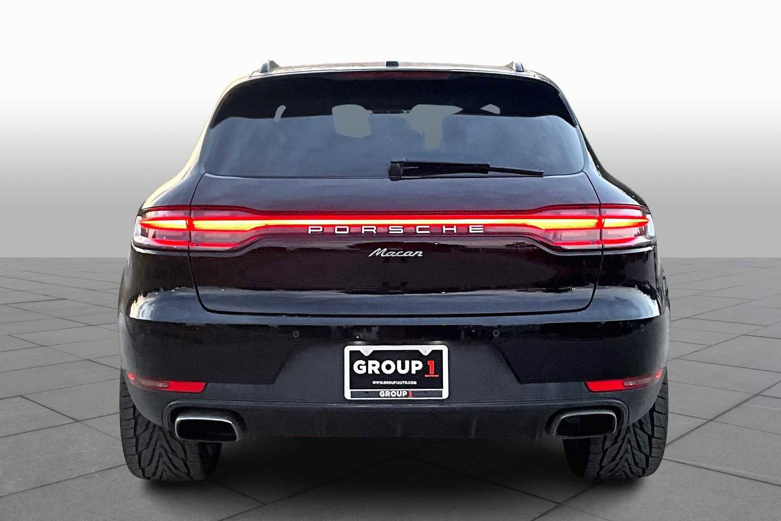 Used 2021 Porsche Macan image 10