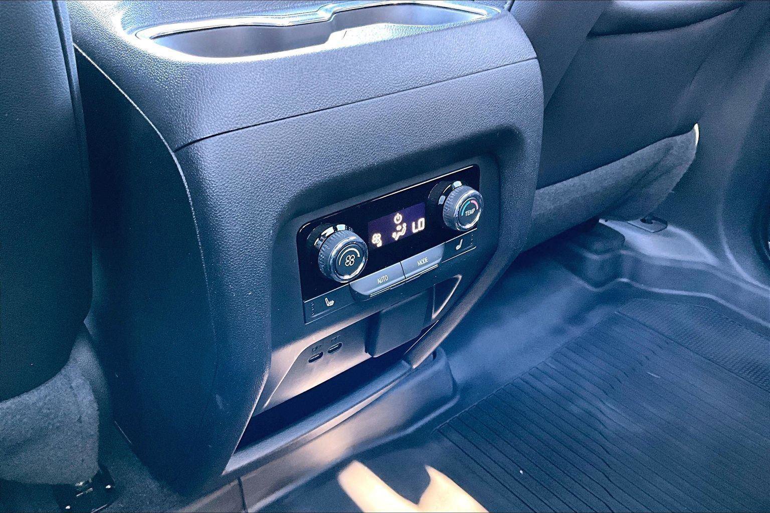 Used 2024 Chevrolet Traverse RS w/ LPO, Floor Liner Package image 35