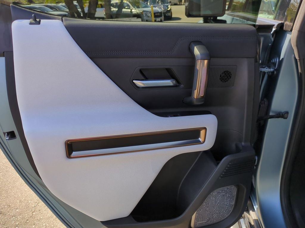 Used 2024 GMC Hummer EV 3X w/ Omega Edition AWD/4WD image 25