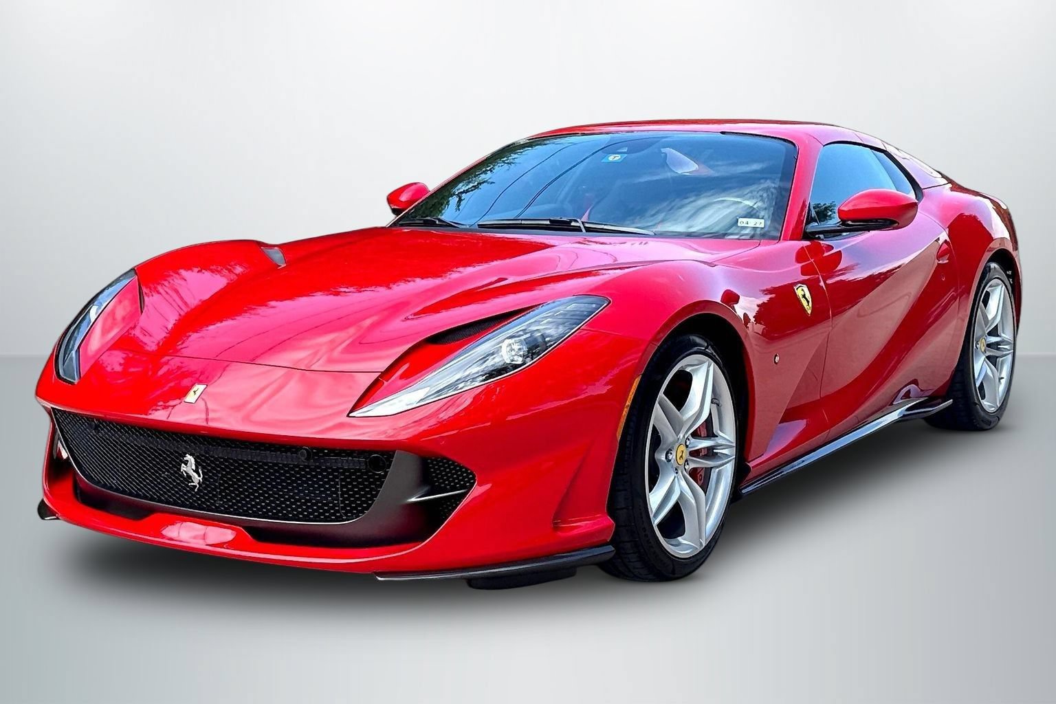 Used 2022 Ferrari 812 GTS RWD image 3