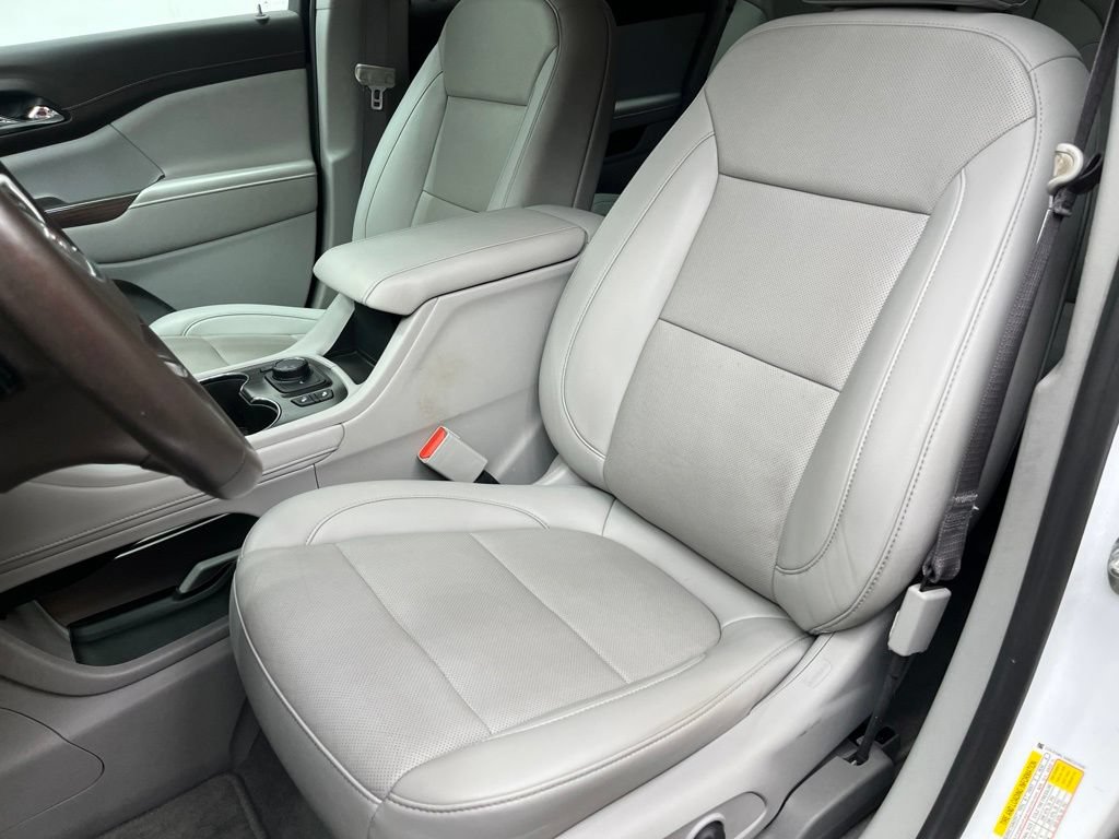 Used 2021 GMC Acadia SLT FWD image 20