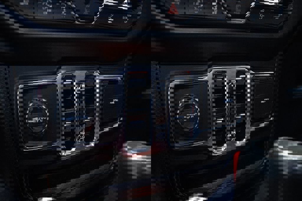 Used 2021 Jeep Gladiator Overland w/ Popular Equipment Package image 29