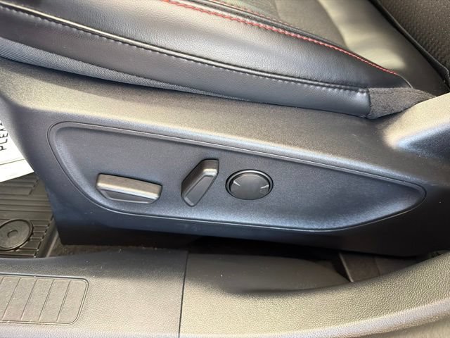 Certified 2024 Ford Escape ST-Line w/ Tech Pack #1 AWD/4WD image 17