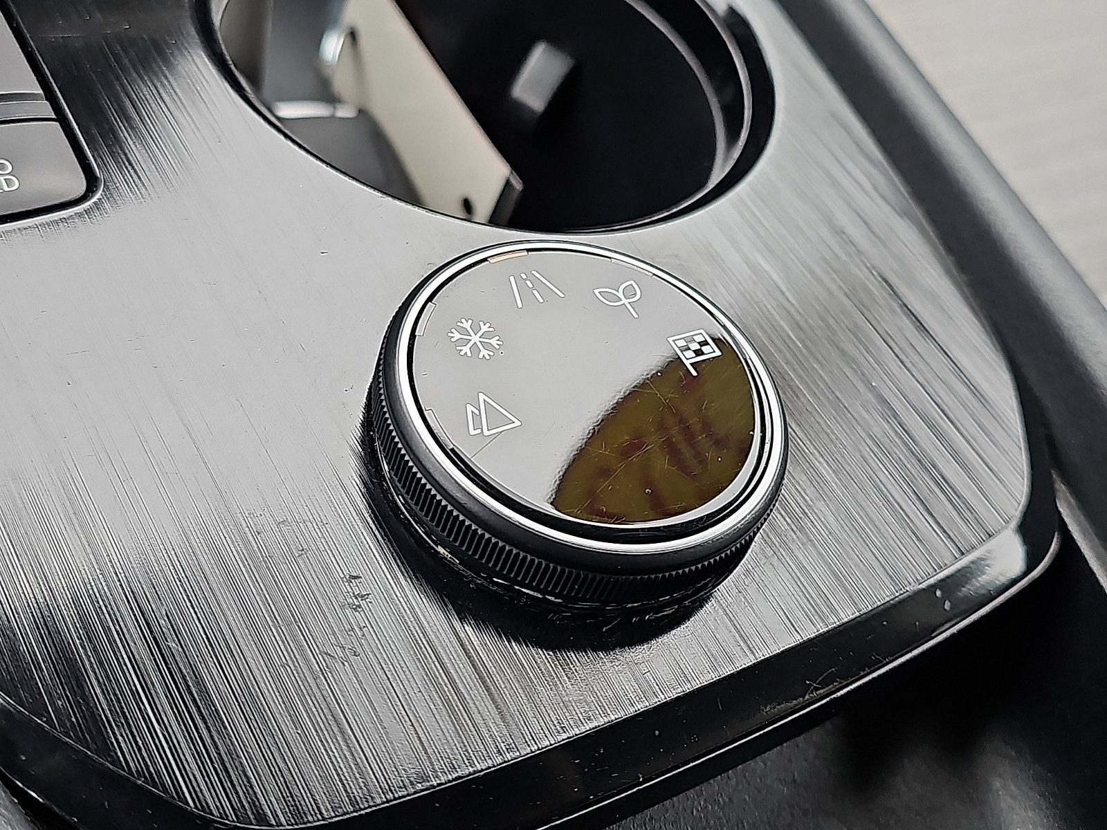 Certified 2023 Nissan Rogue SV image 23