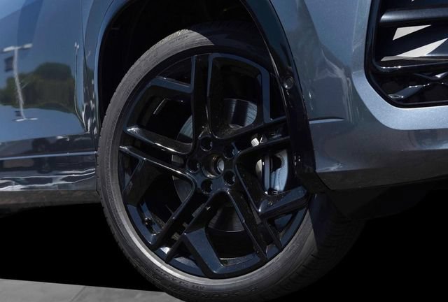 New 2026 Volkswagen Tiguan SE R-Line AWD/4WD image 3