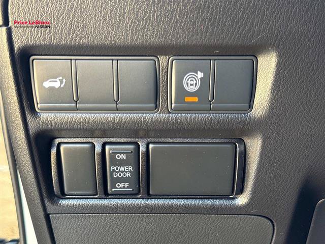 Certified 2022 Nissan Armada SL w/ Captain's Chairs Package RWD image 19