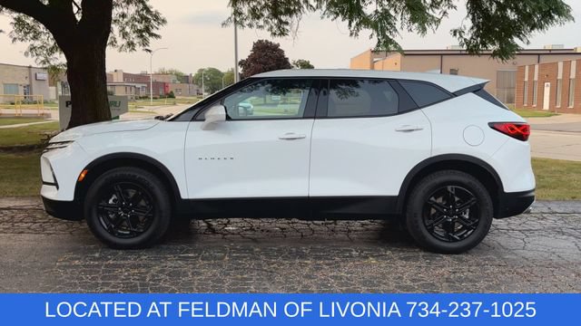 Used 2025 Chevrolet Blazer LT AWD/4WD image 5