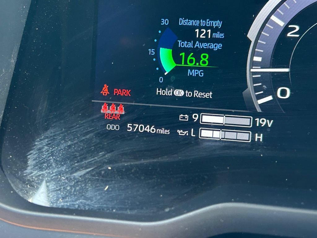 Used 2025 Toyota Tundra Limited AWD/4WD image 41