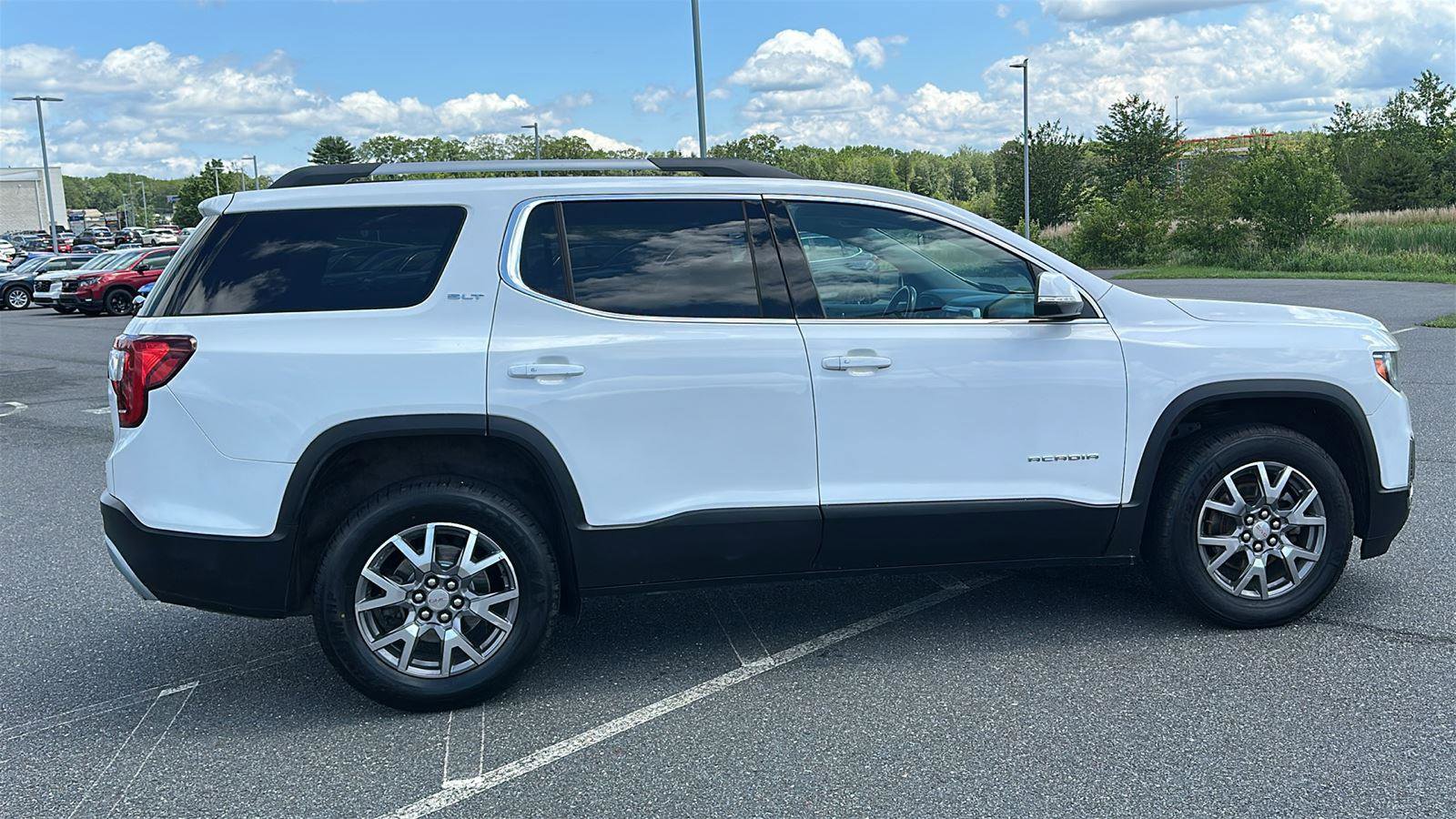 Used 2020 GMC Acadia SLT image 6