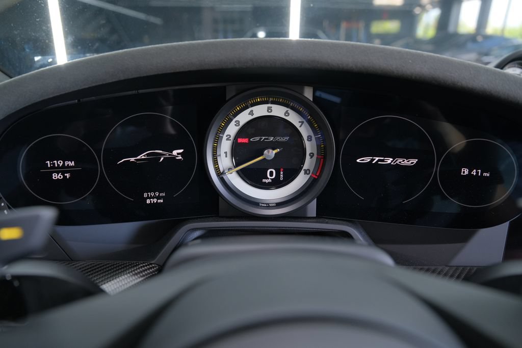 Used 2025 Porsche 911 GT3 RS RWD image 35