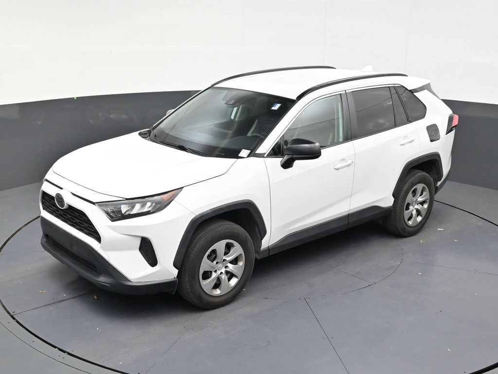Used 2020 Toyota RAV4 LE FWD image 12