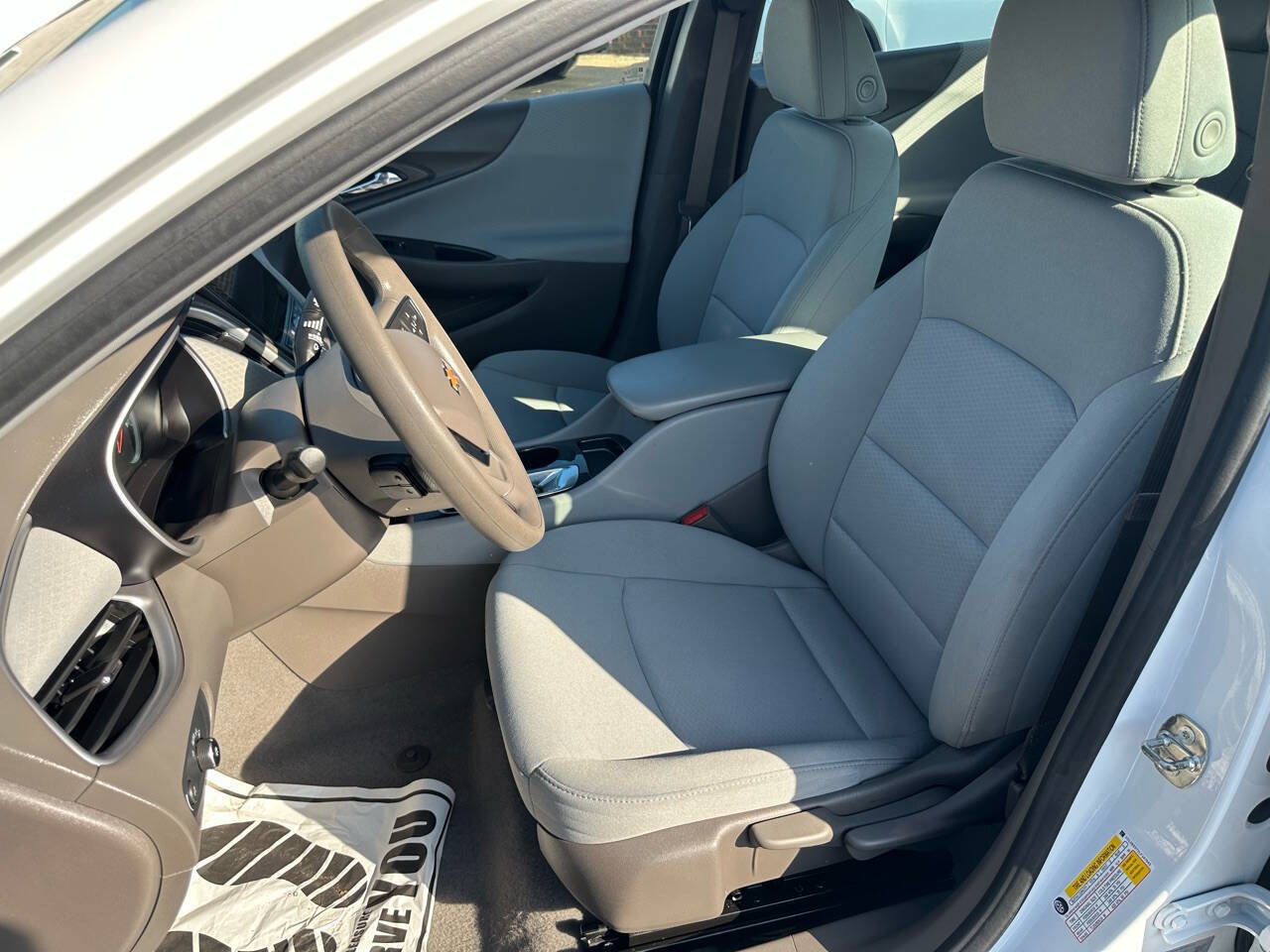 Used 2020 Chevrolet Malibu LS image 10