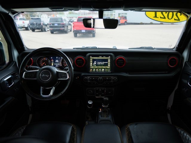 Used 2021 Jeep Gladiator Overland image 14