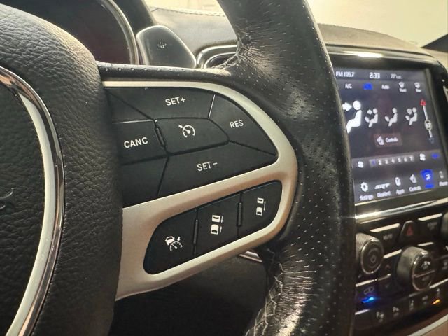 Used 2020 Jeep Grand Cherokee SRT image 17