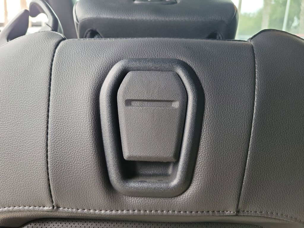 Used 2022 Ford Mustang GT Premium w/ Black Accent Package image 15