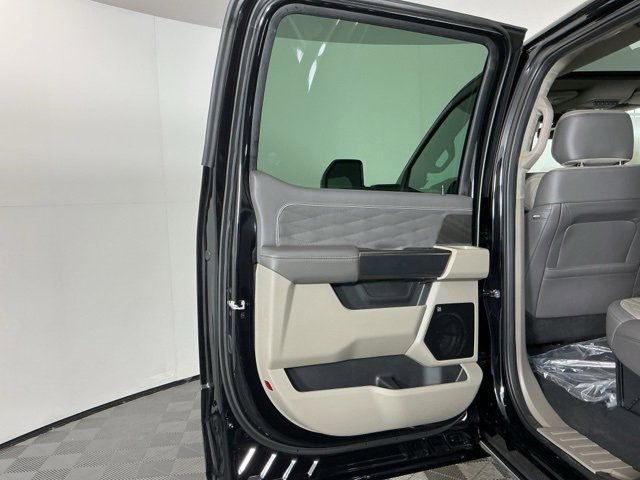 New 2026 Ford F350 Platinum image 31