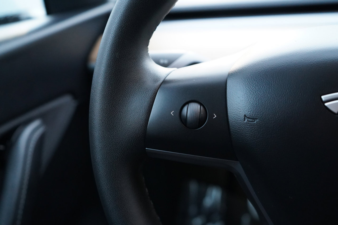 Used 2020 Tesla Model Y Performance image 41