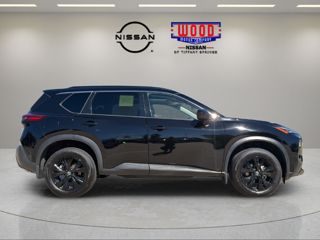 Used 2023 Nissan Rogue SV w/ SV Premium B Package AWD/4WD image 2