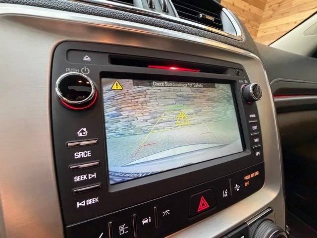 Used 2017 GMC Acadia Limited SLT AWD/4WD image 22