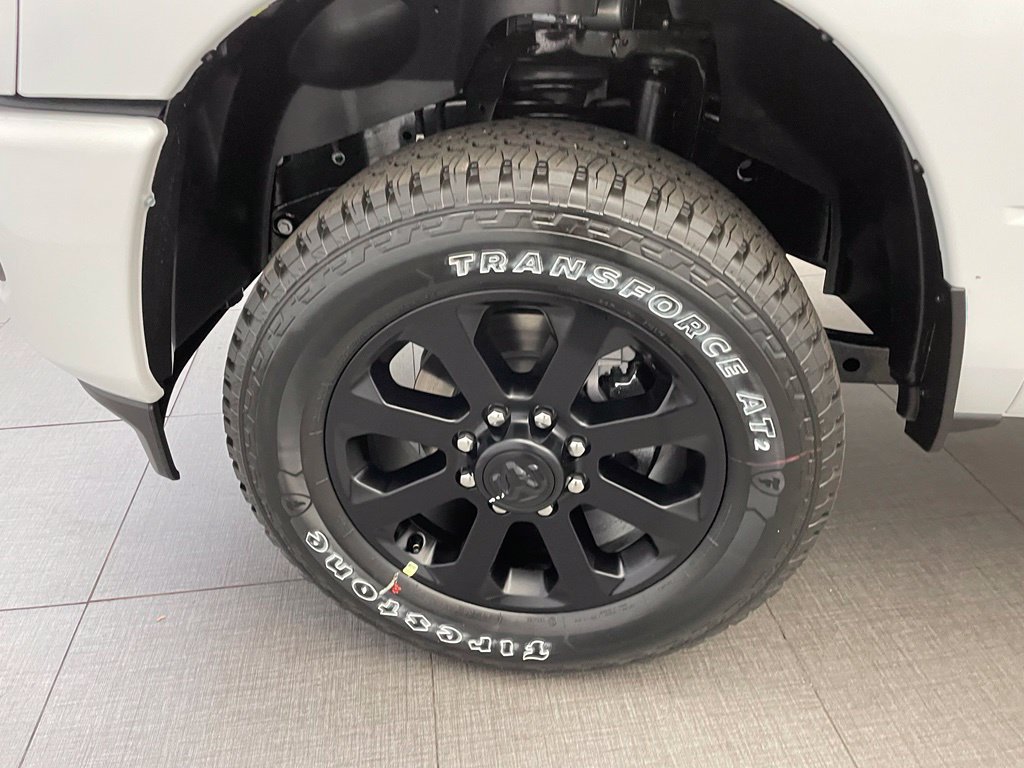 New 2027 RAM 2500 Laramie w/ Night Edition AWD/4WD image 12