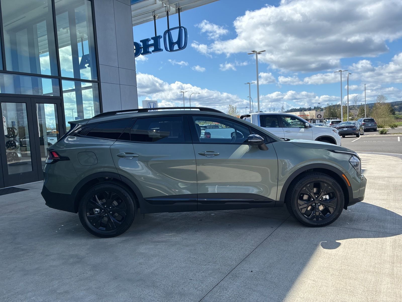 Used 2025 Kia Sportage X-Line image 4