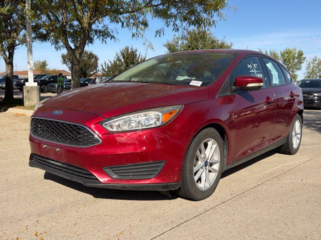 Used 2017 Ford Focus SE w/ Cold Weather Package FWD image 2