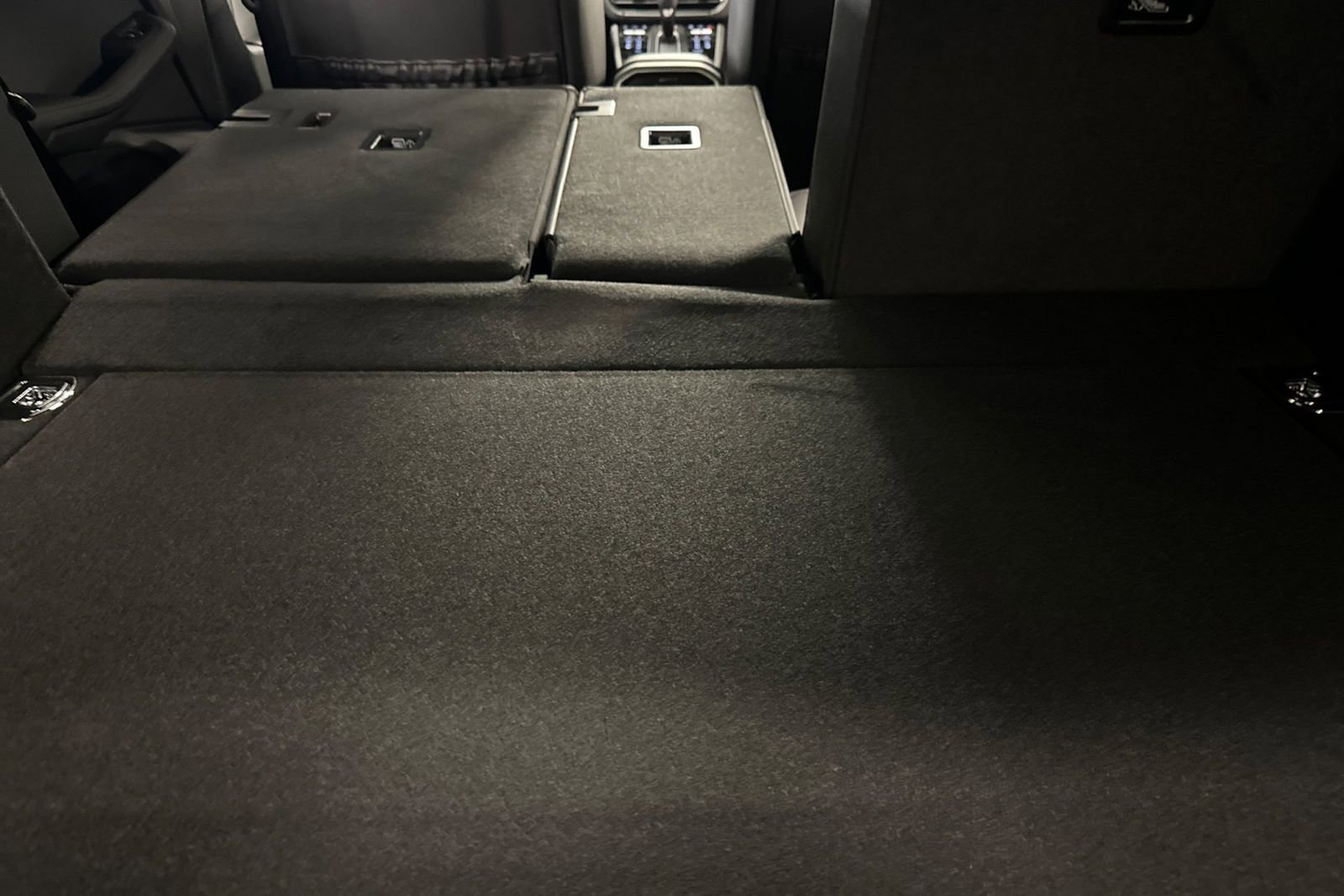 New 2025 Porsche Macan image 16