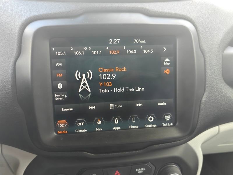 Used 2022 Jeep Renegade Latitude image 28