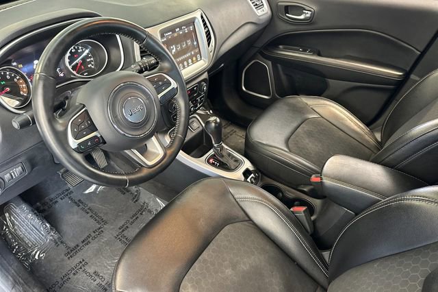 Used 2019 Jeep Compass Latitude w/ Popular Equipment Group FWD image 11