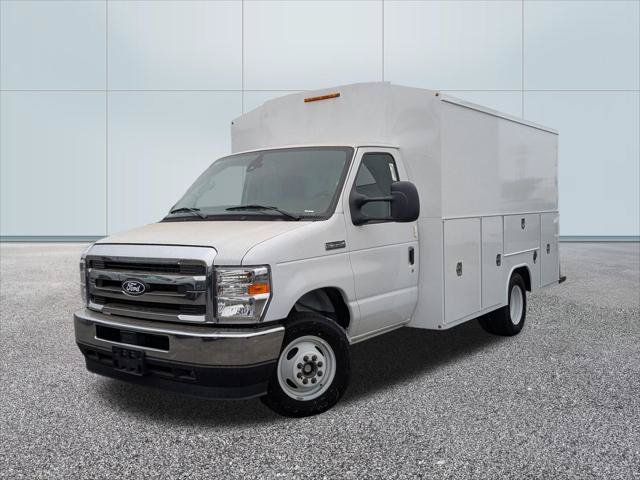 New 2026 Ford E-350 and Econoline 350 Super Duty w/ Power Equipment Group RWD image 1