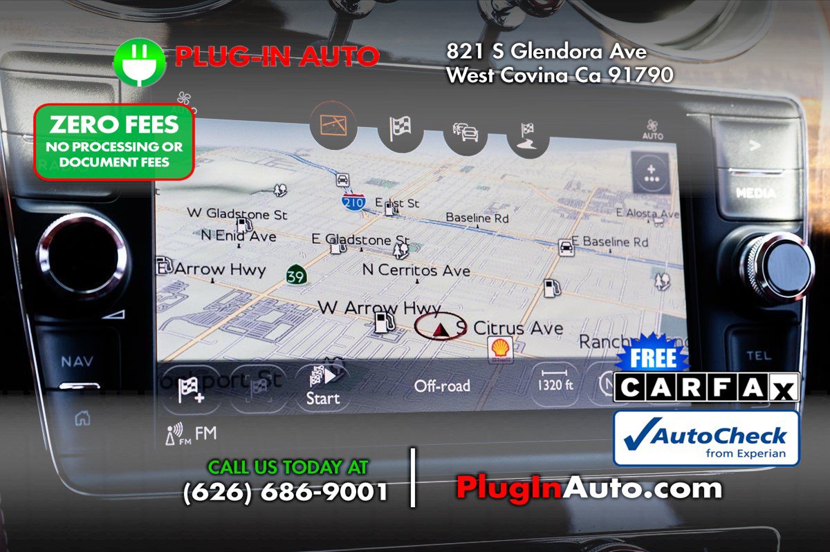 Used 2018 Bentley Bentayga AWD/4WD image 33