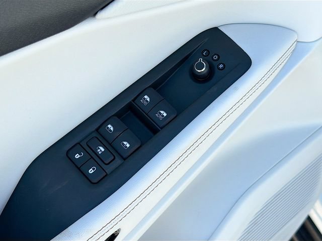 New 2026 Jeep Cherokee Limited AWD/4WD image 18
