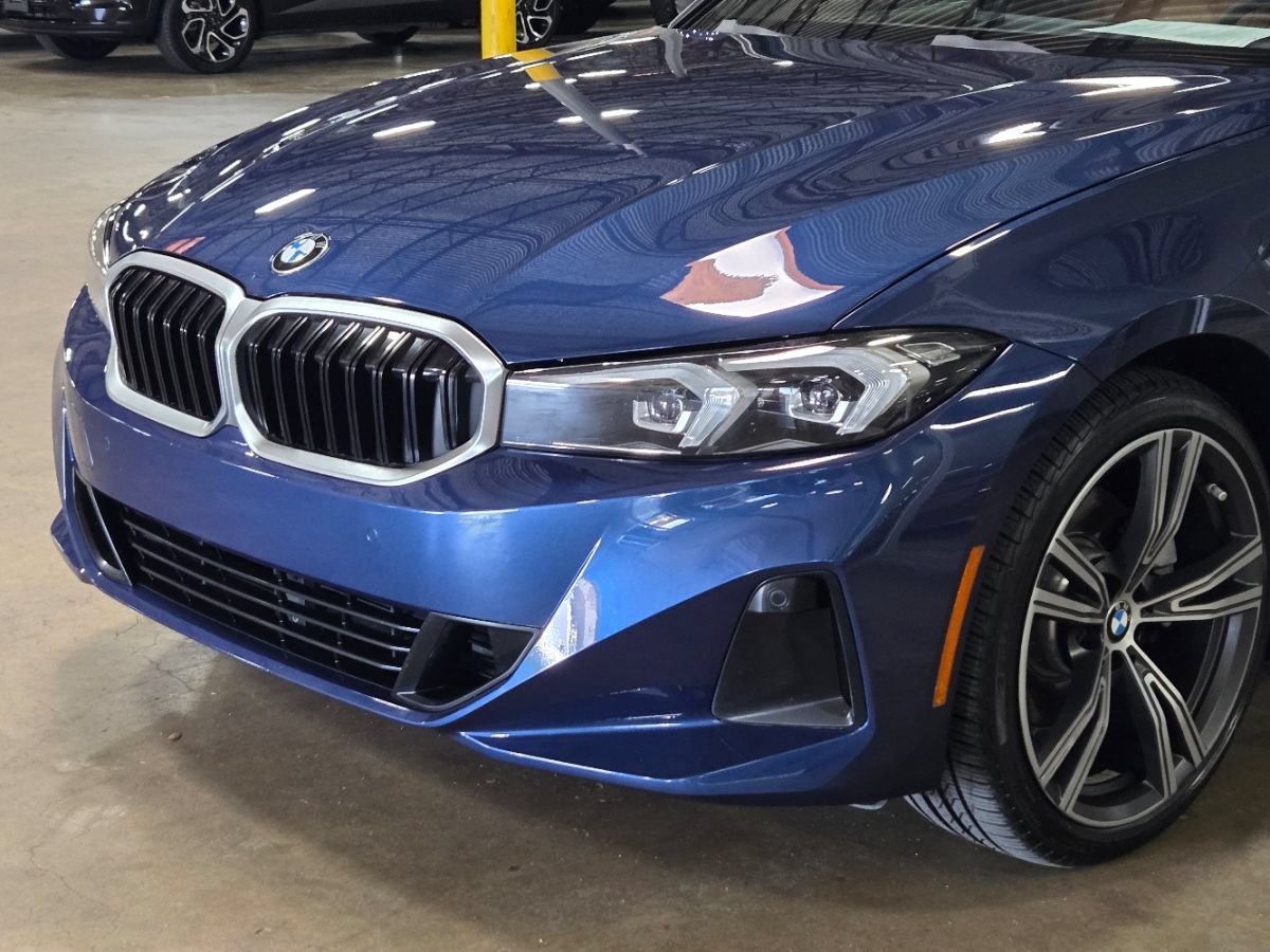 Used 2023 BMW 330i Sedan w/ Premium Package RWD image 10