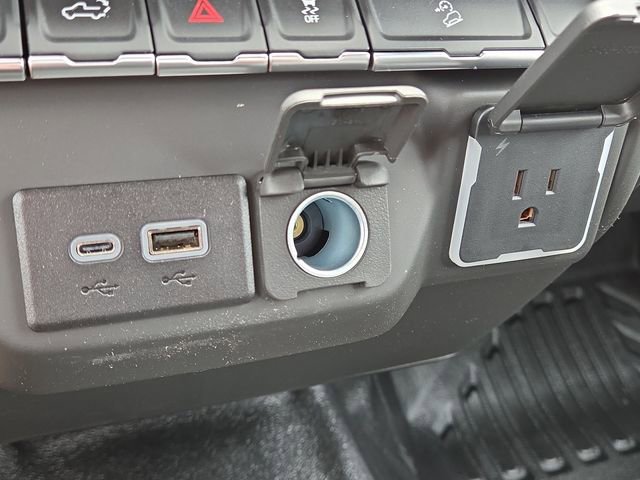 New 2025 Chevrolet Silverado 3500 W/T image 30