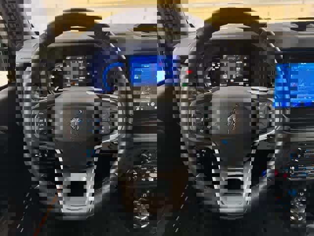 Used 2021 Ford Bronco Badlands image 12