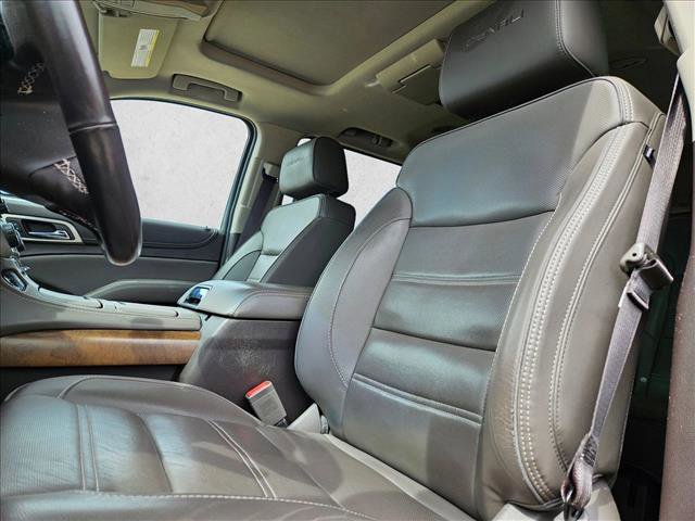 Used 2019 GMC Yukon Denali w/ Denali Ultimate Package image 14