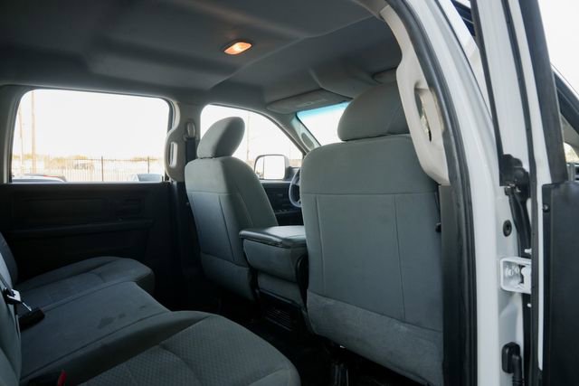 Used 2015 RAM 3500 Tradesman w/ Chrome Appearance Group AWD/4WD image 37