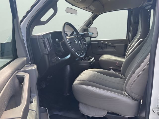 Used 2024 Chevrolet Express 2500 w/ Driver Convenience Package RWD image 12