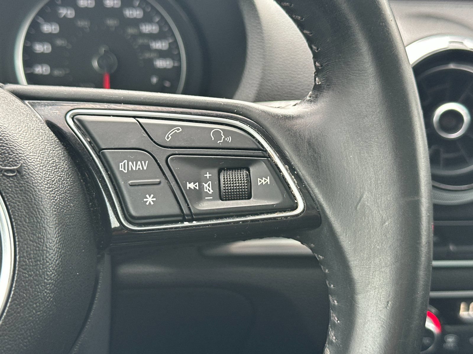 Used 2020 Audi A3 2.0T Premium FWD image 27