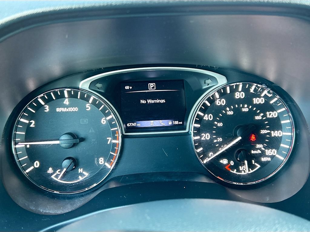 Used 2019 Nissan Pathfinder FWD image 12