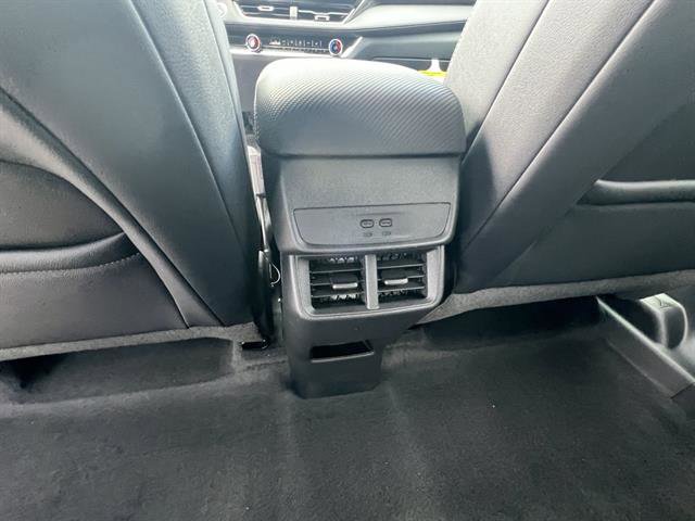 New 2026 Chevrolet Equinox LT w/ Convenience Package II image 18