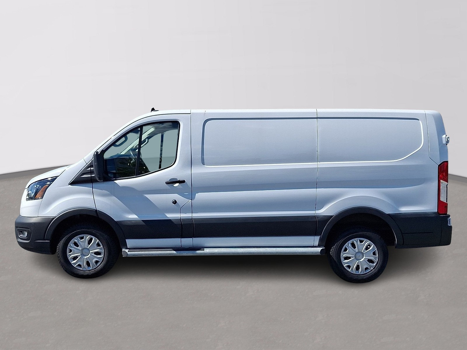 Used 2025 Ford Transit 250 Low Roof w/ Exterior Upgrade Package RWD image 7