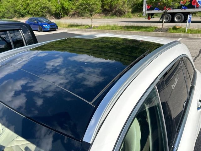 Used 2018 Mercedes-Benz GLC 300 4MATIC image 16