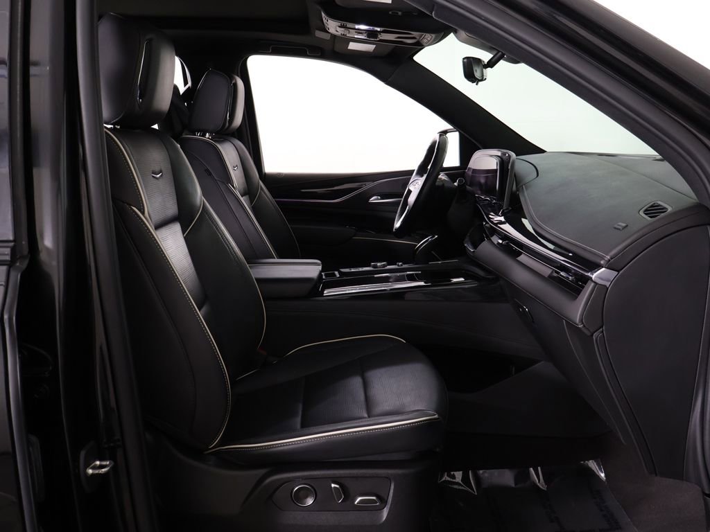 Used 2023 Cadillac Escalade Sport AWD/4WD image 37
