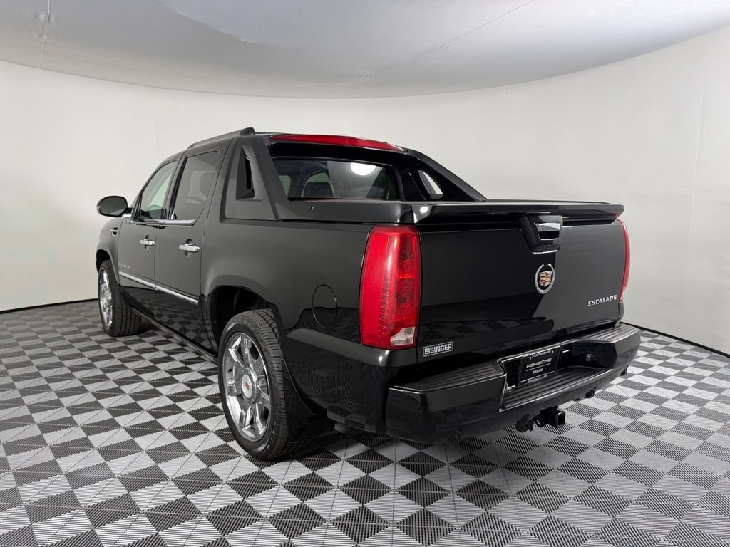 Used 2013 Cadillac Escalade EXT Premium AWD/4WD image 3